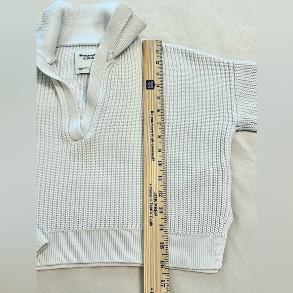 Abercrombie & Fitch White Cropped Knit Collard Sweater Womens Small Long Sleeves - Picture 8 of 10